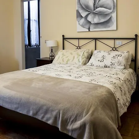 & Breakfast Angela Felino