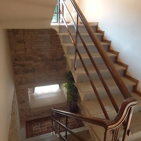 & Breakfast Angela *