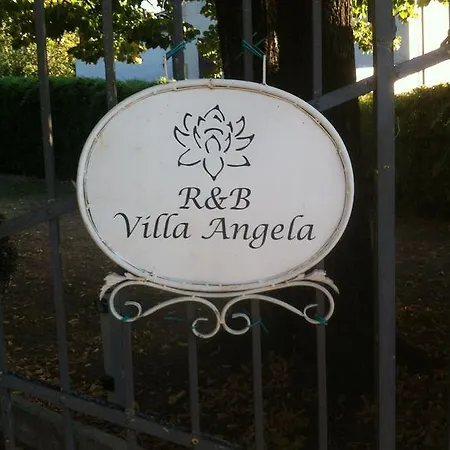 & Breakfast Angela *