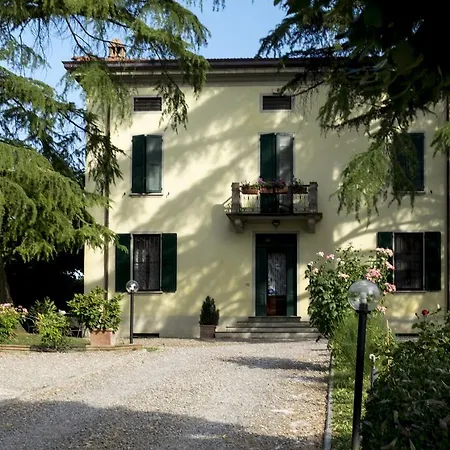 & Breakfast Angela Felino